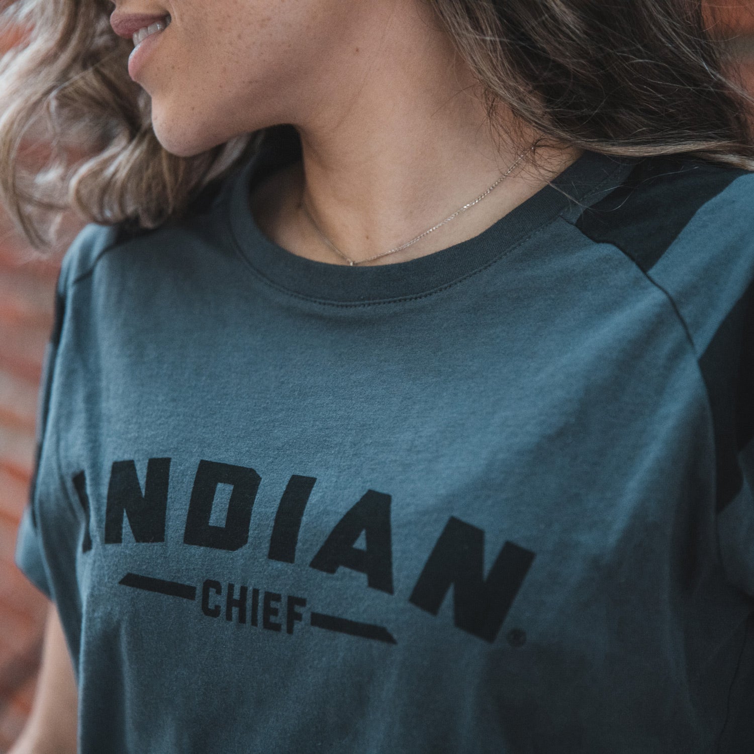 Women's Chief Stripe Sleeve T-Shirt, Charcoal