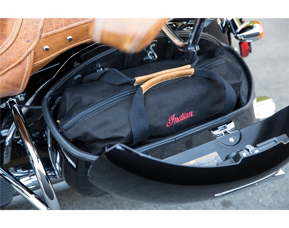 Indian Motorcycle Deluxe Saddlebag Travel Bags in Black, Pair - 2880294