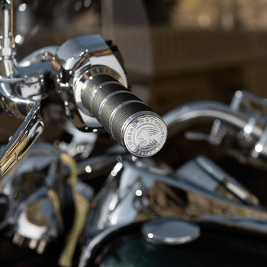 Select Handlebar Grips in Chrome, Pair
